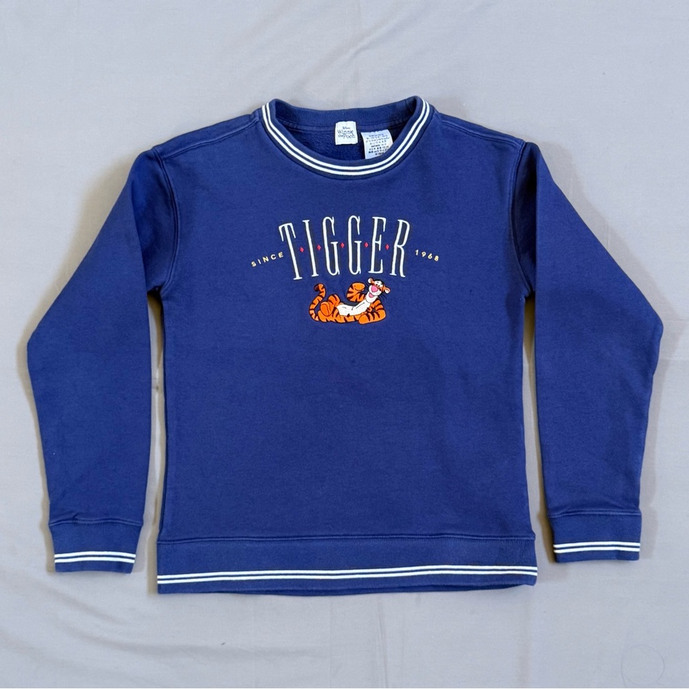 Disney Parks Tigger Winnie's The Pooh Navy Blue Crewneck‎ Sweater Sz Youth Large